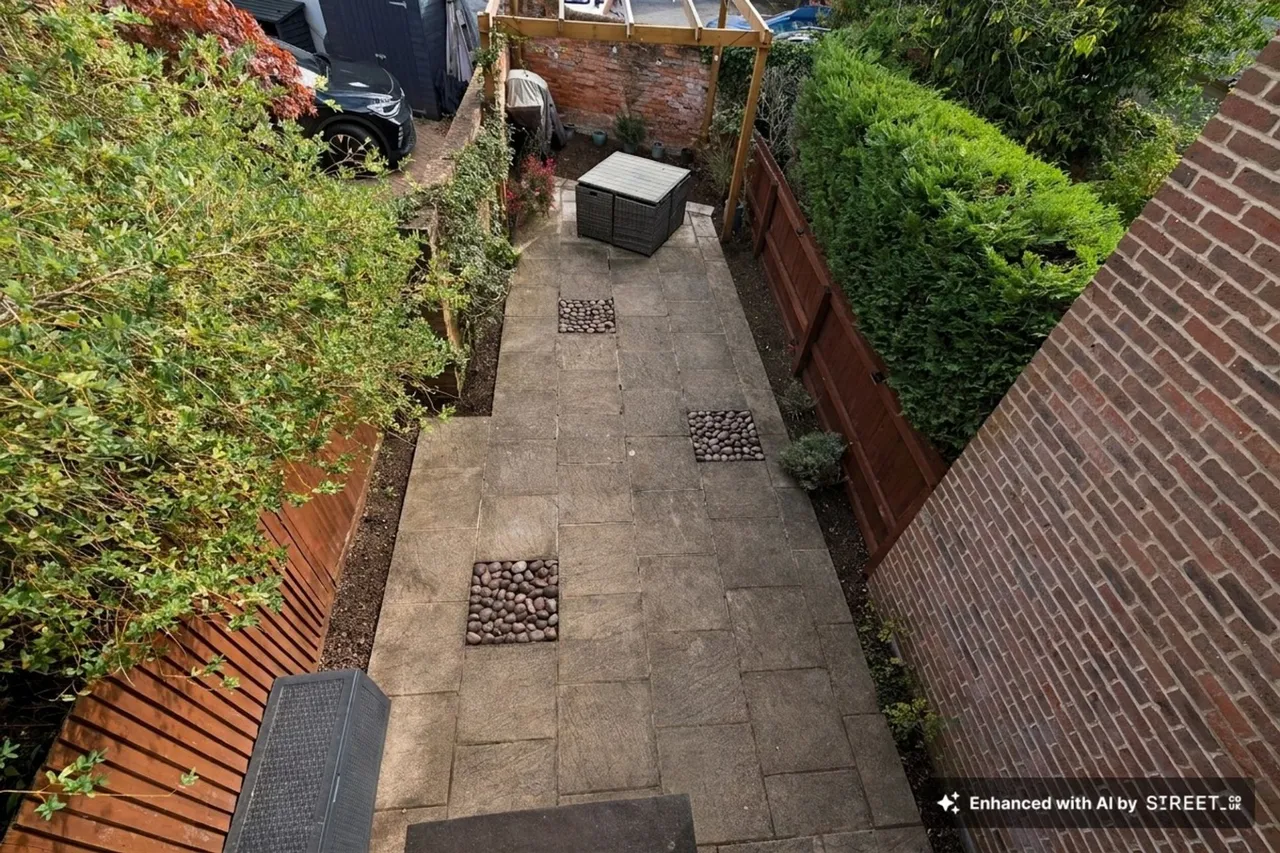 Old Town Close, Beaconsfield, HP9, photo 18