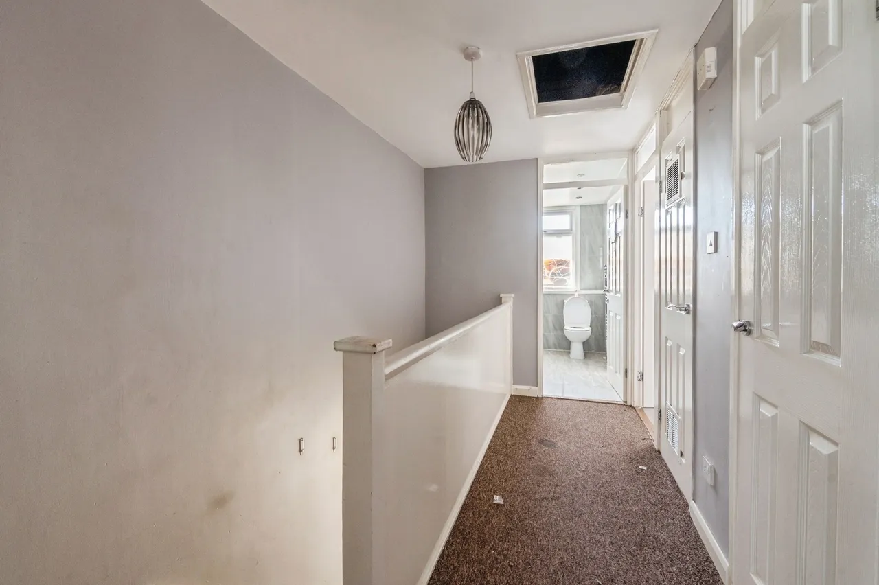 Cobden Walk, Basildon, SS13, photo 14