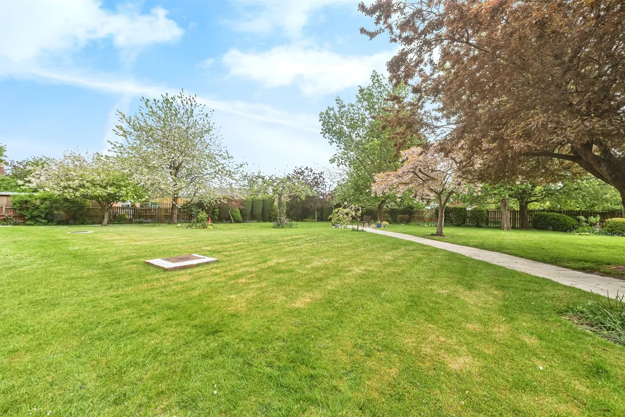 Fairacres Road, Didcot, OX11, photo 16