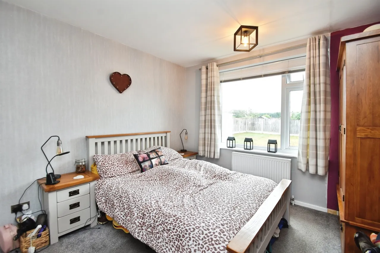 St. Johns Way, Harrogate, HG1, photo 11