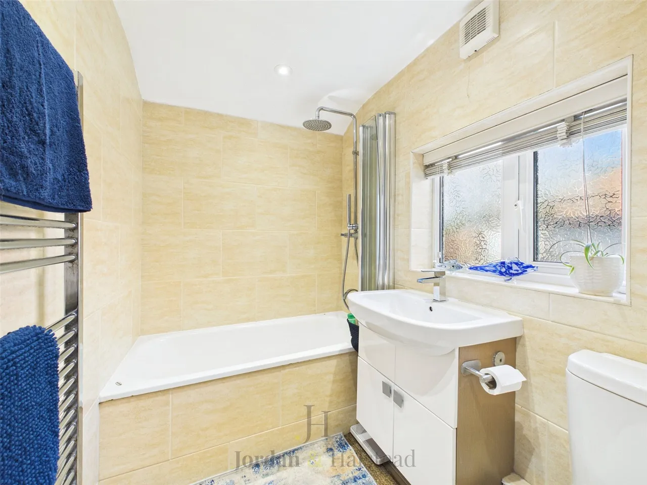 Delamere Road, Kingsley, Frodsham, Cheshire, WA6 6LU, photo 4