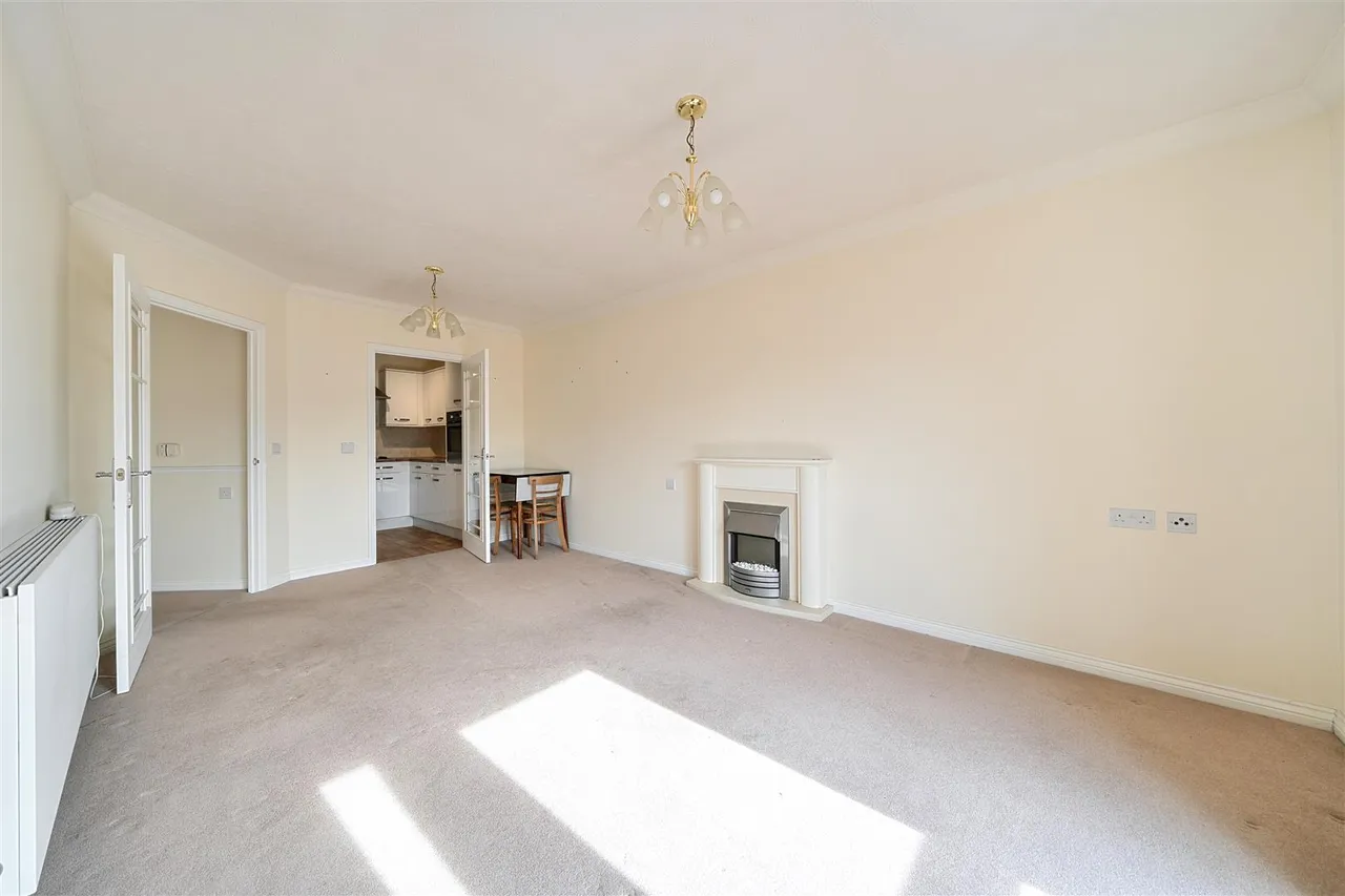 High Street, Orpington, BR6, photo 5