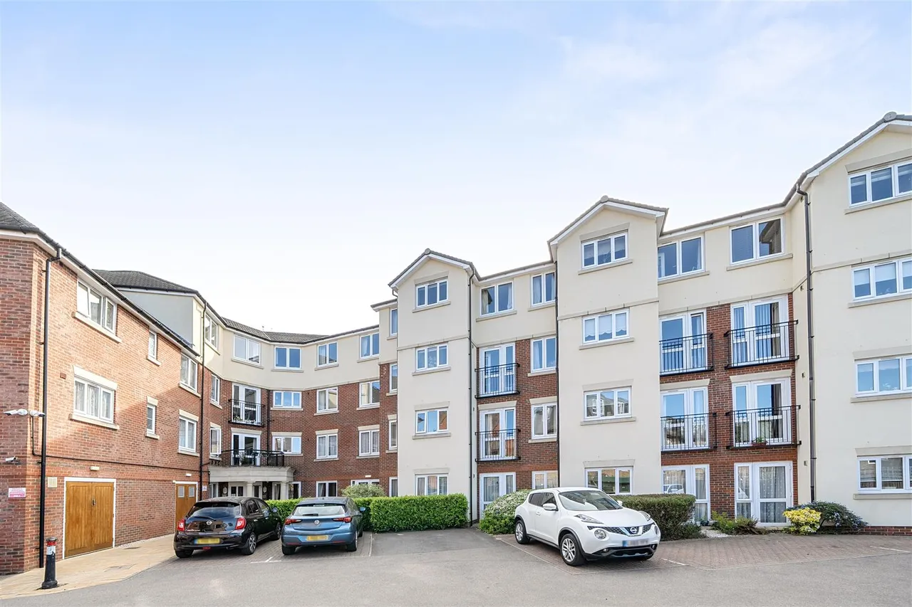 High Street, Orpington, BR6, photo 16