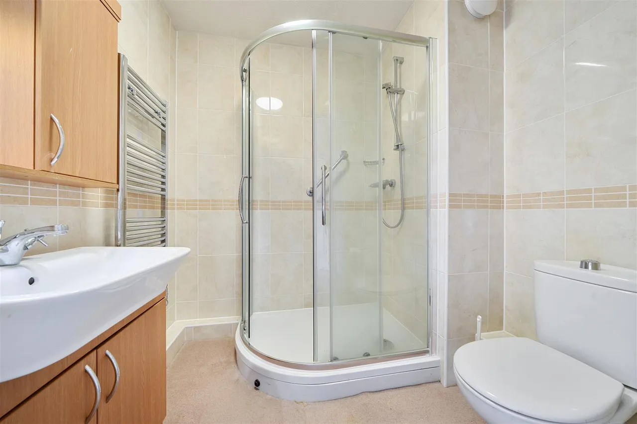 High Street, Orpington, BR6, photo 11