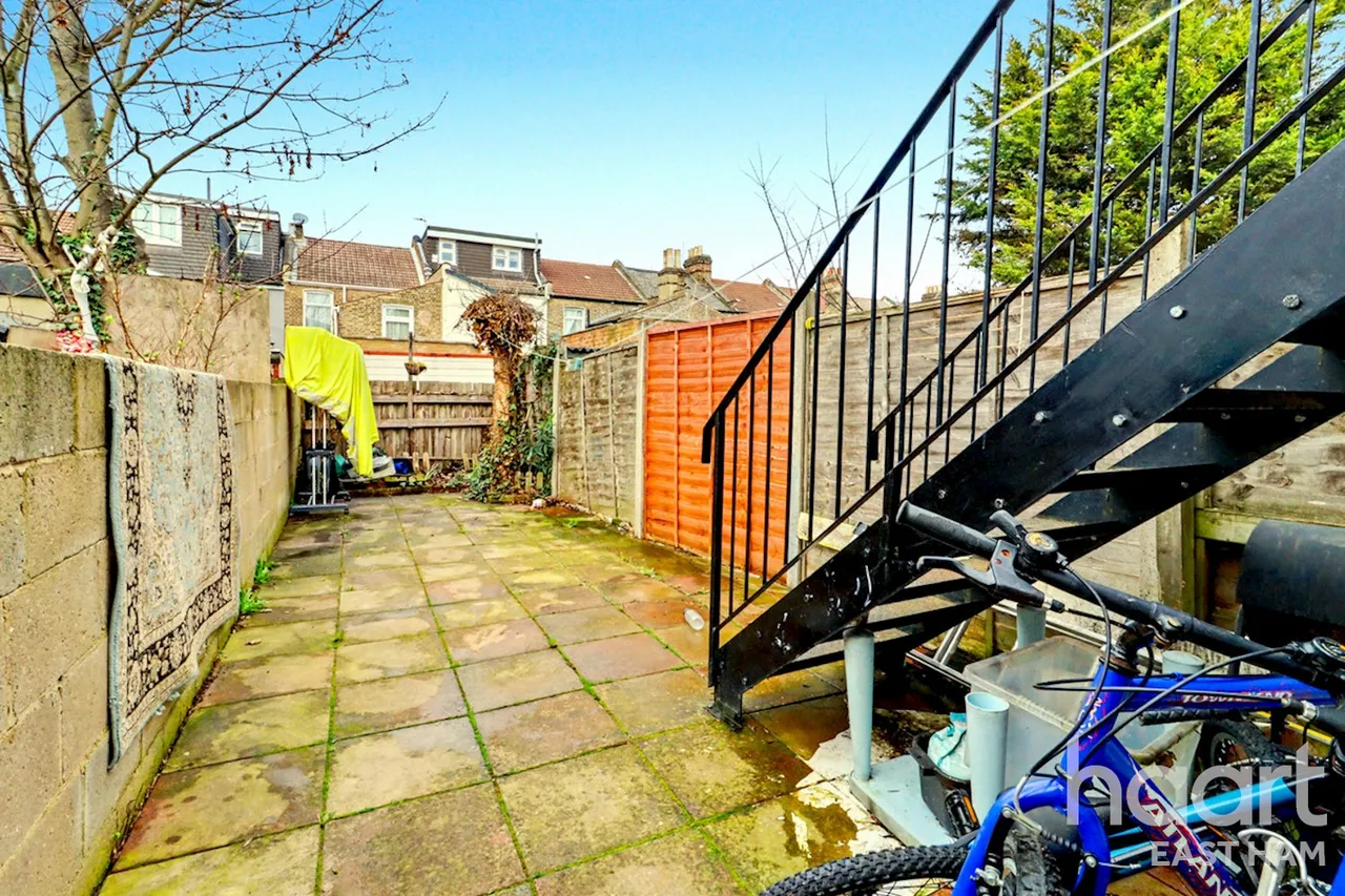 South Esk Road, London, E7, photo 8