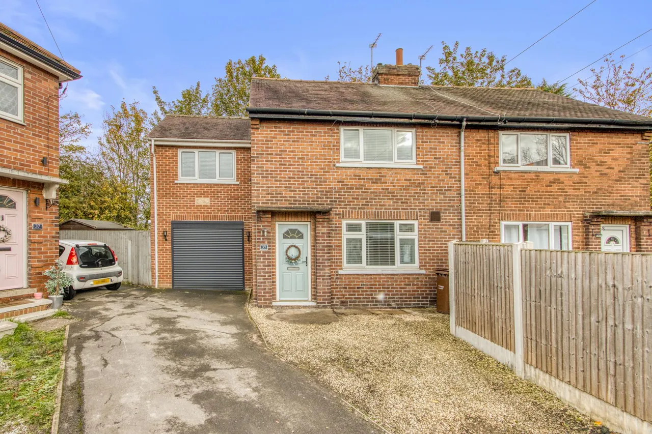 3 bed house for sale, Brooklands Road, Wakefield, WF2