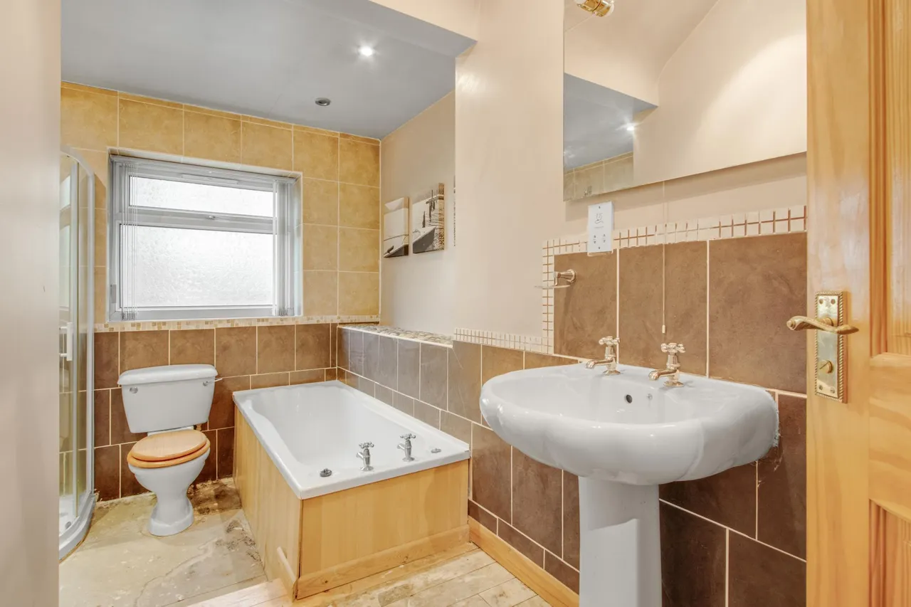 Brooklands Road, Wakefield, WF2, photo 12