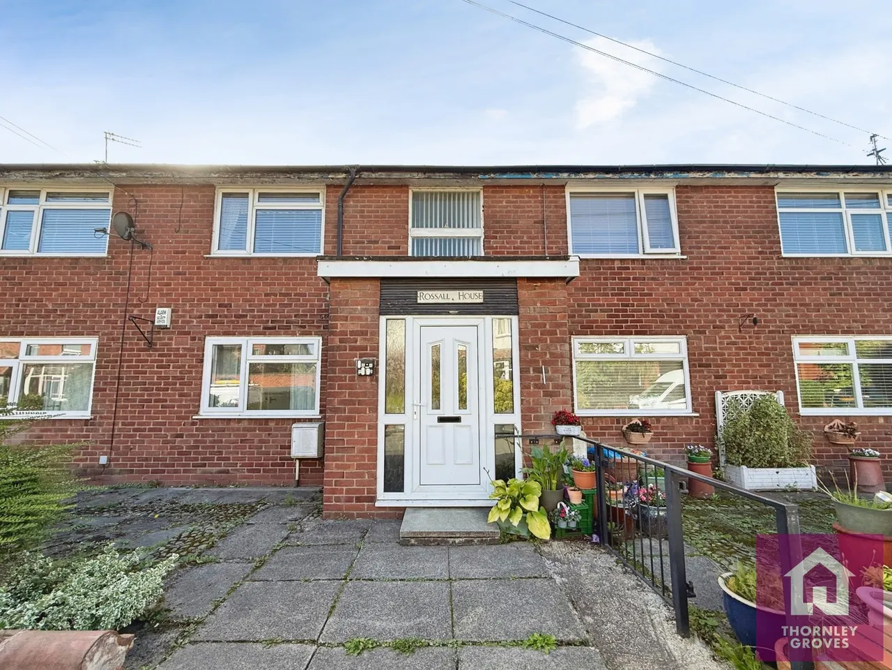 2 bed flat to rent, Rivington Road, Salford, M6
