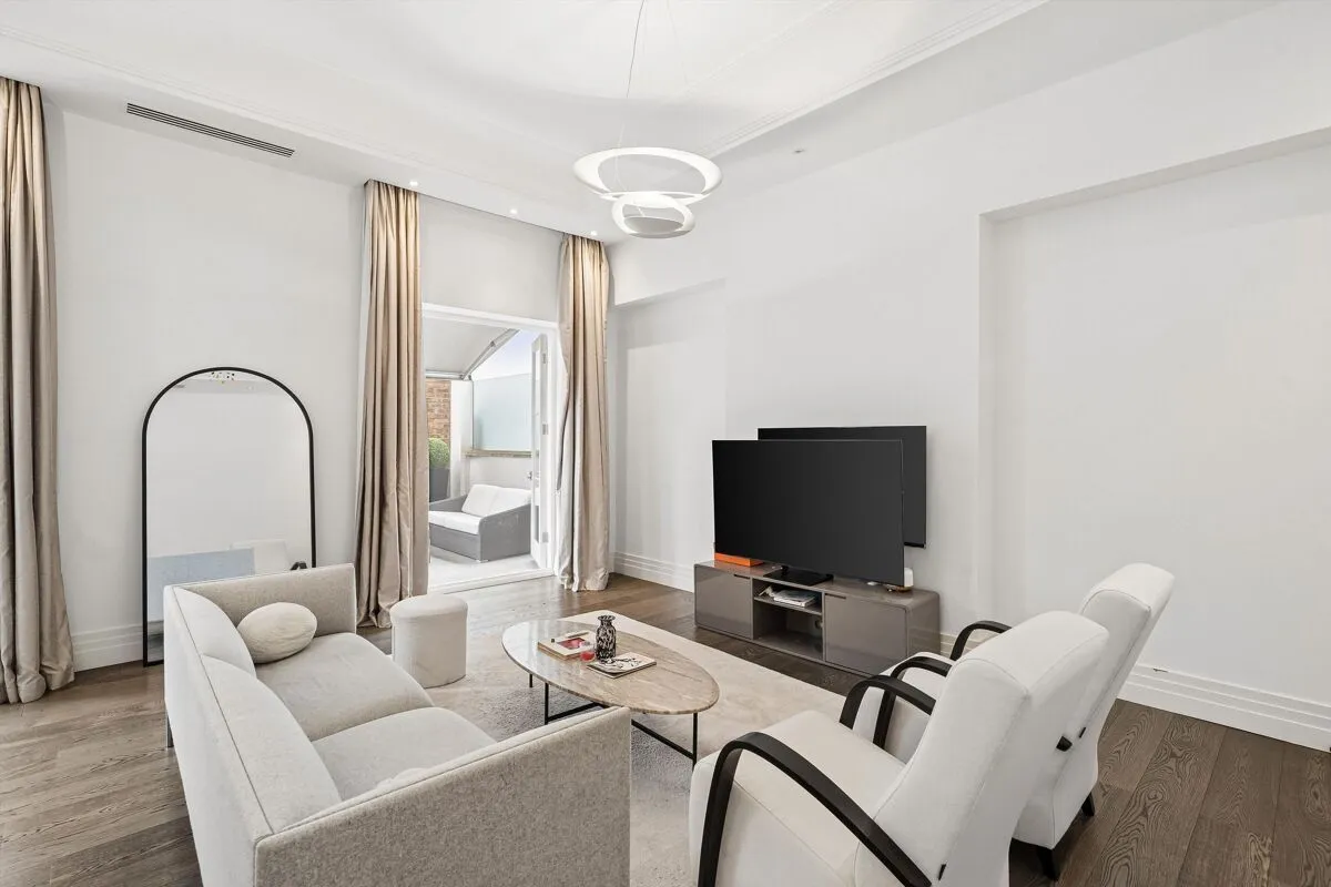 Kensington Court, London, W8, photo 3