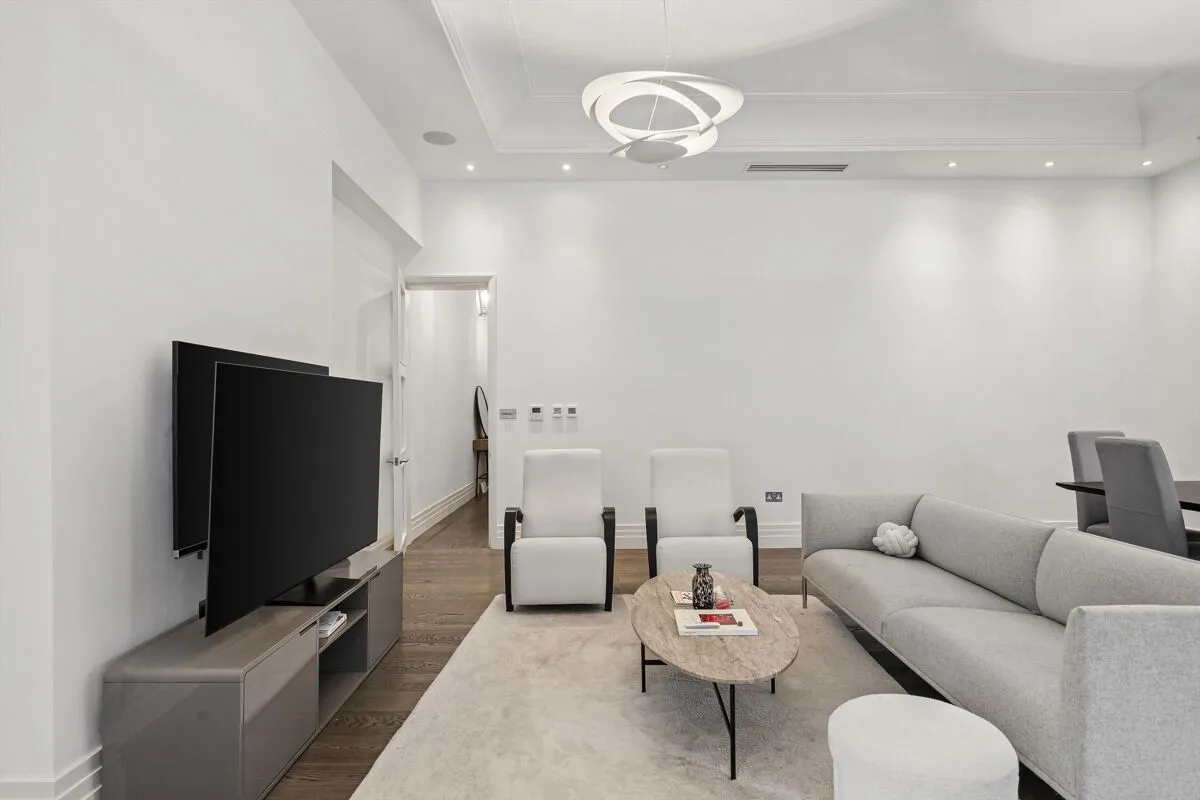 Kensington Court, London, W8, photo 4