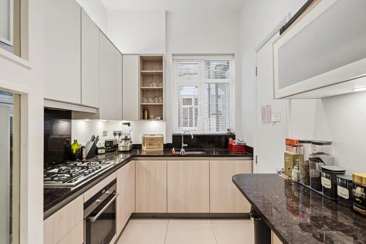 Kensington Court, London, W8, photo 5