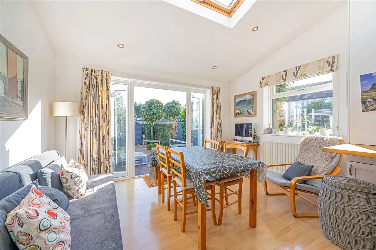 Turner Avenue, Twickenham, TW2 5LT, photo 4