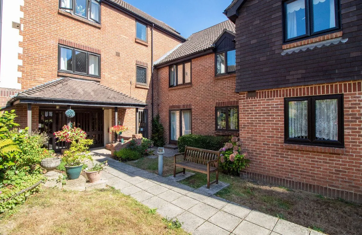 Havant Road, Horndean, PO8 0XA, photo 13