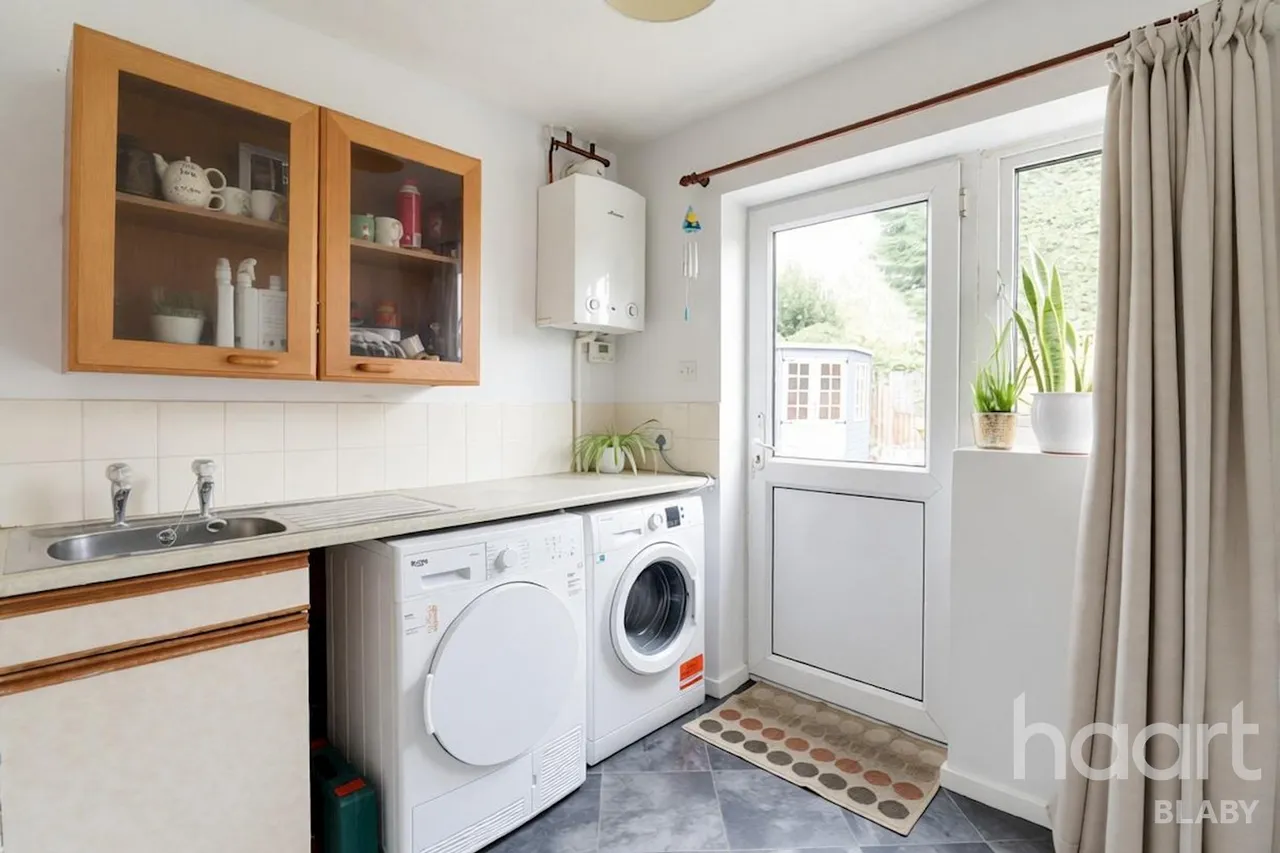 Aquitaine Close, Leicester, LE19, photo 7