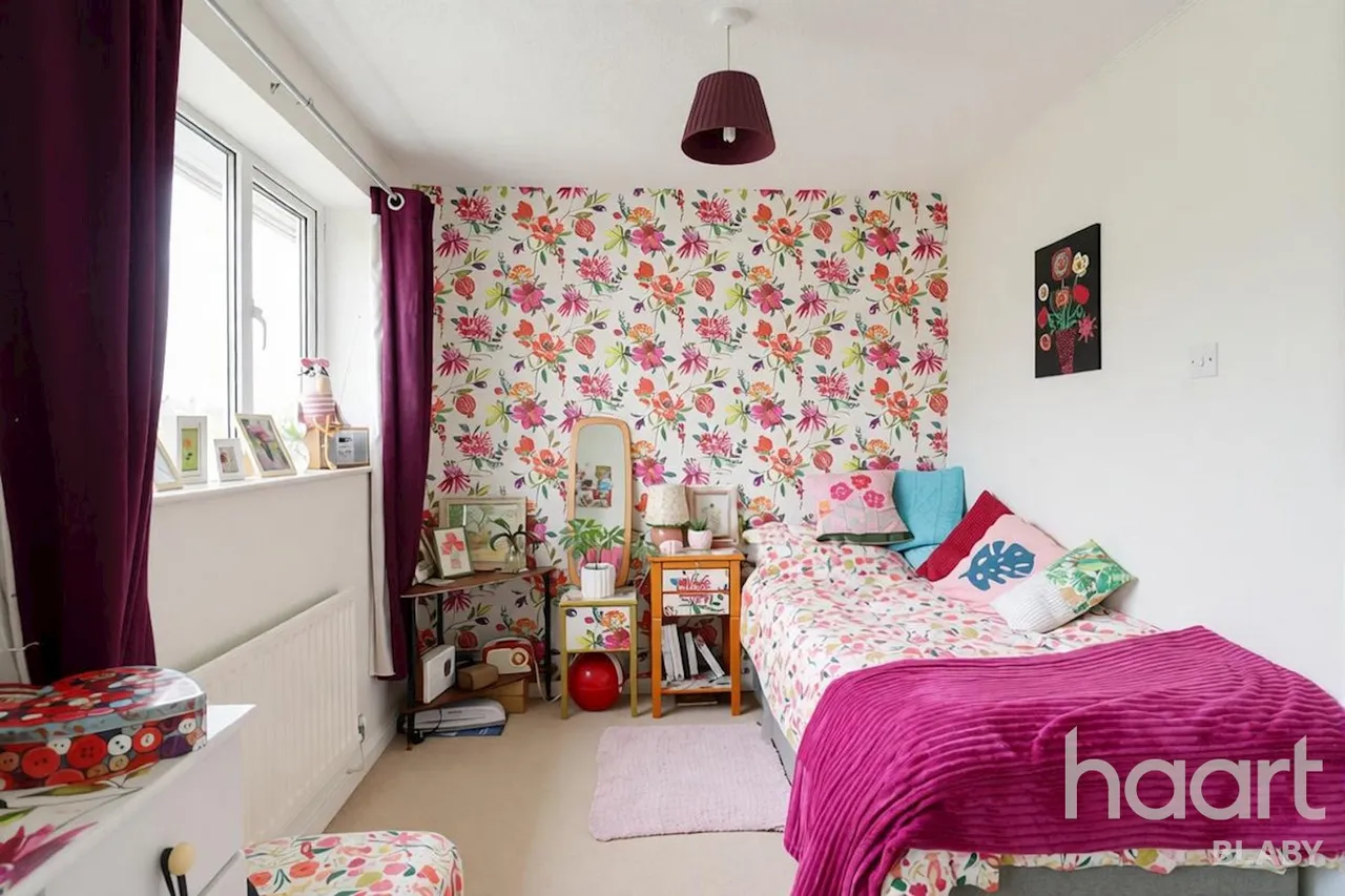 Aquitaine Close, Leicester, LE19, photo 13
