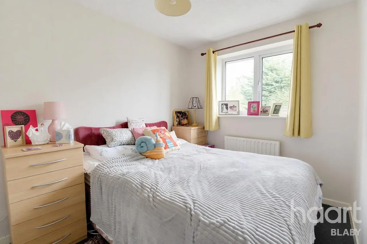 Aquitaine Close, Leicester, LE19, photo 16