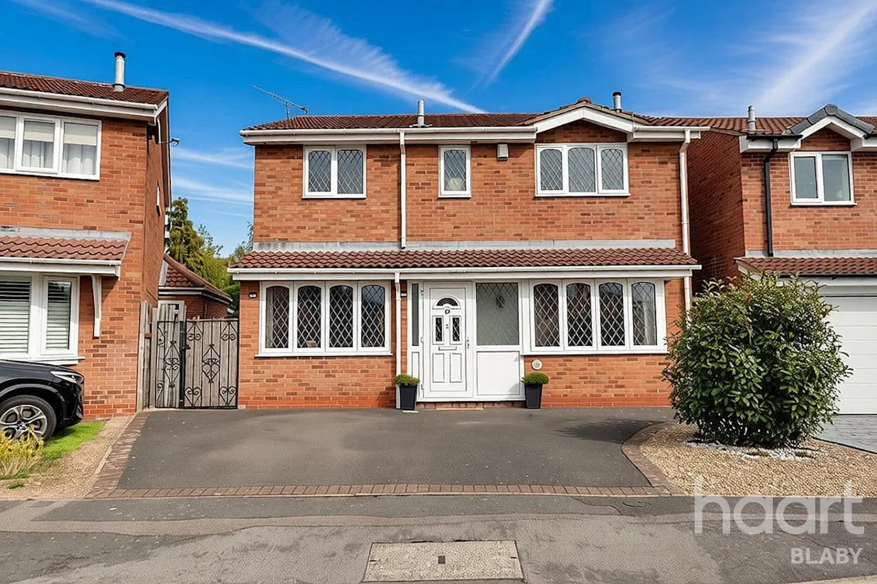 Aquitaine Close, Leicester, LE19, photo 17