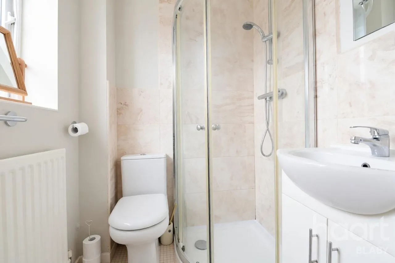 Aquitaine Close, Leicester, LE19, photo 11