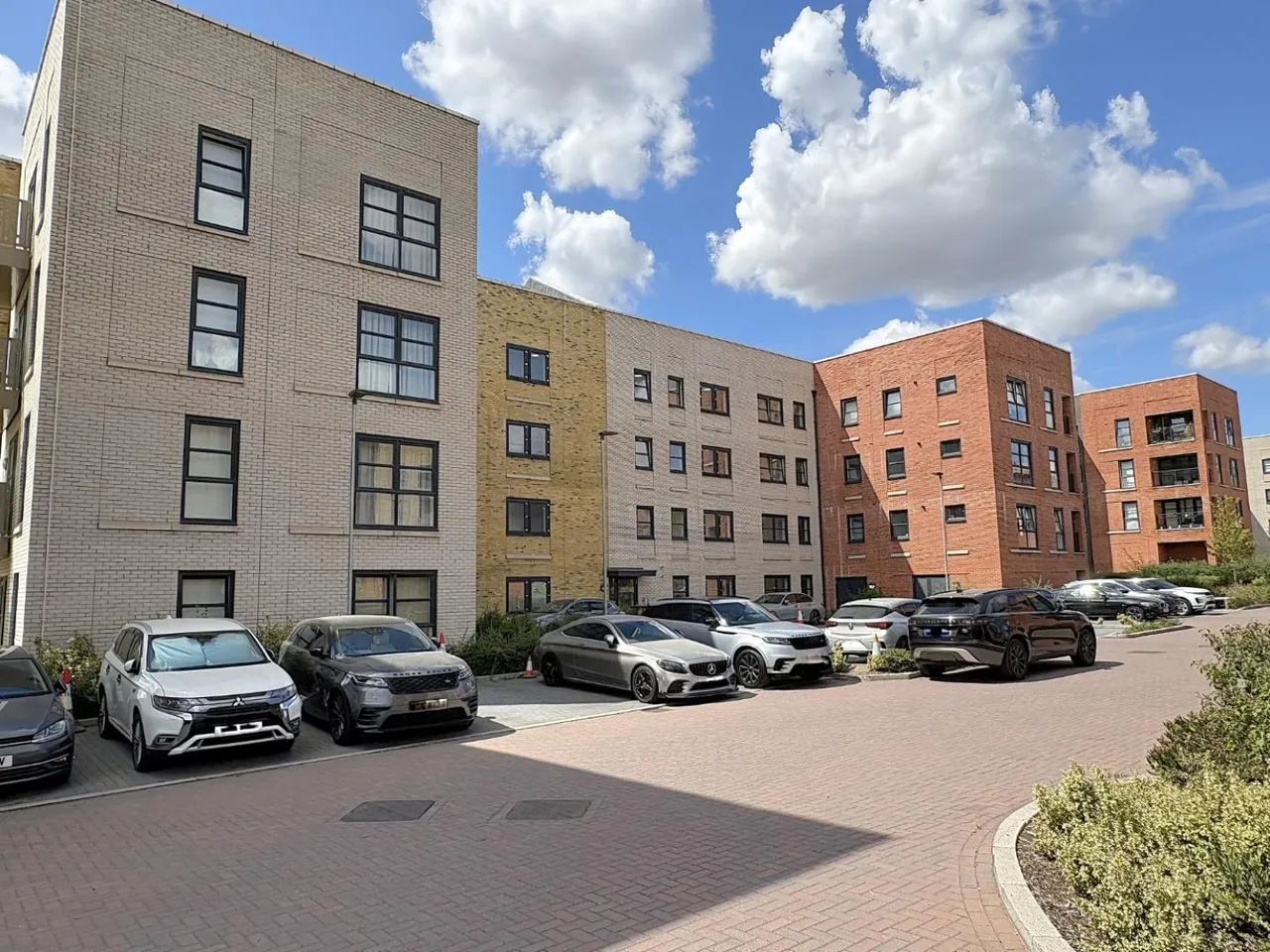 Eastern Avenue, Western Cross, DA10, photo 9