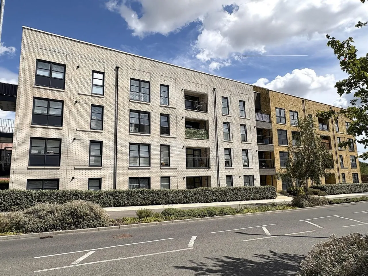 Eastern Avenue, Western Cross, DA10, photo 10