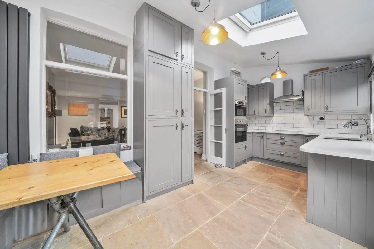 Brondesbury Villas, London, NW6, photo 3
