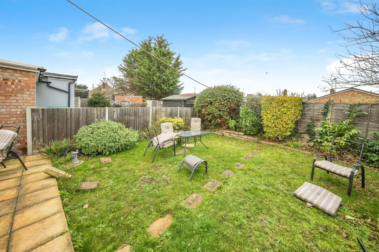 Lake Avenue, Clacton-On-Sea, CO15, photo 2