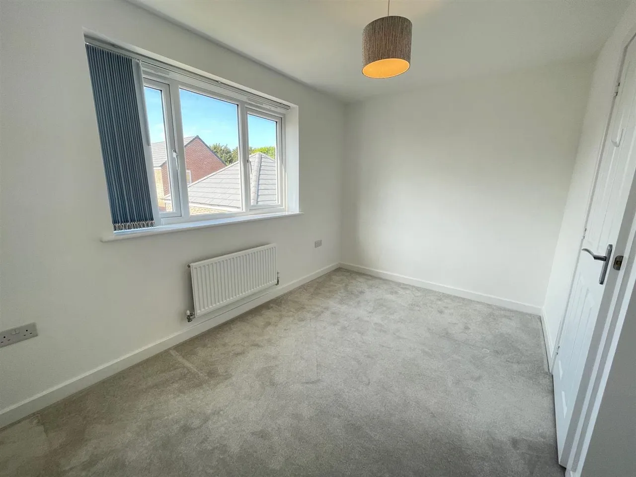 Ernest Avenue, Cayton, YO11, photo 5