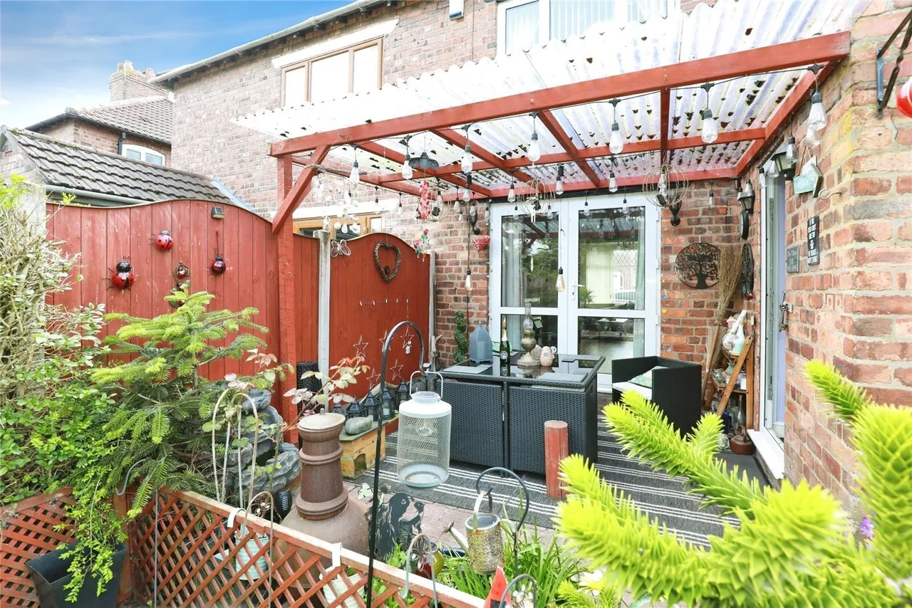 Jubilee Avenue, Crewe, Cheshire, CW2, photo 14