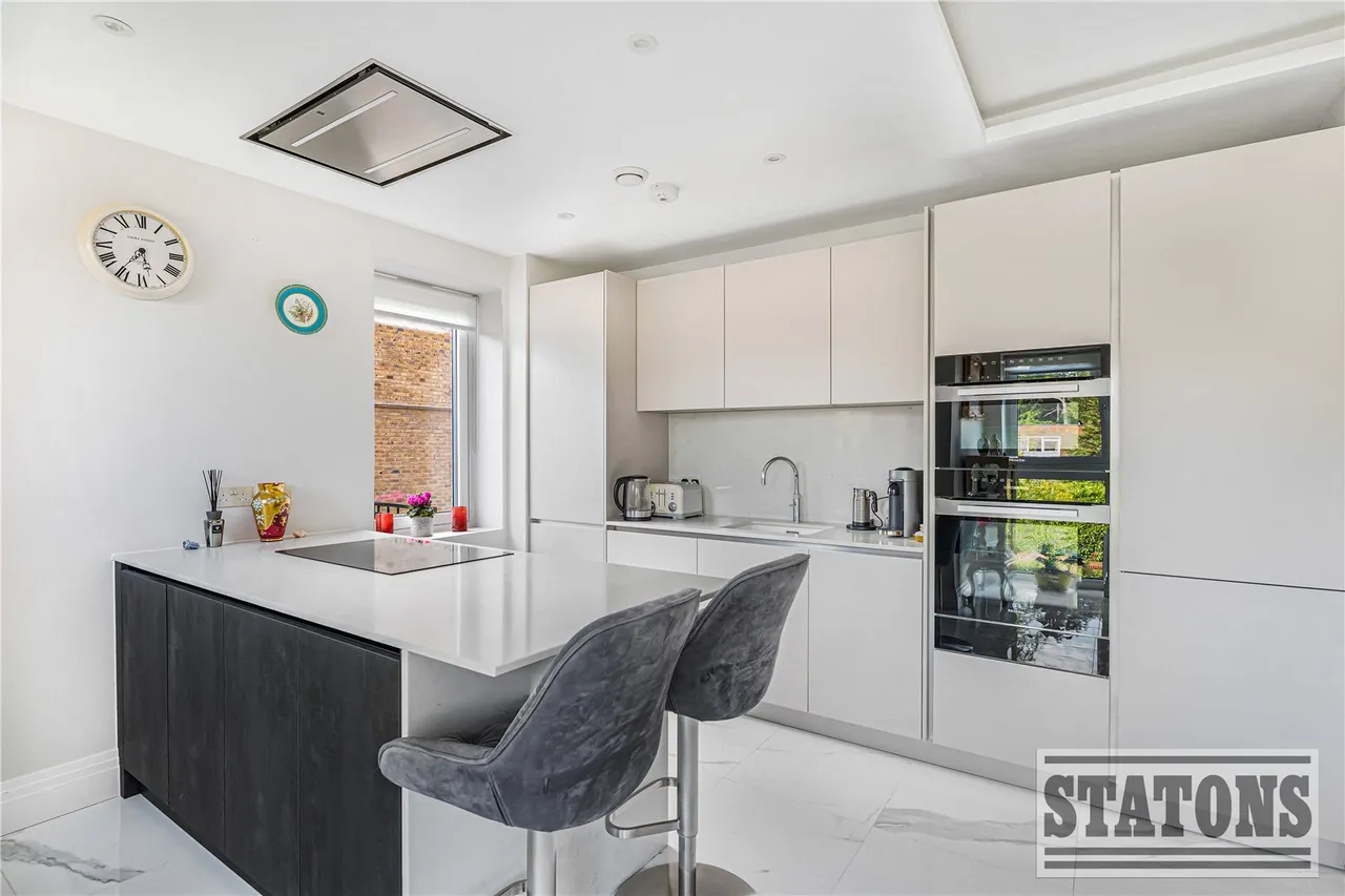 Watford Road, Radlett, Hertfordshire, WD7 8LD, photo 4