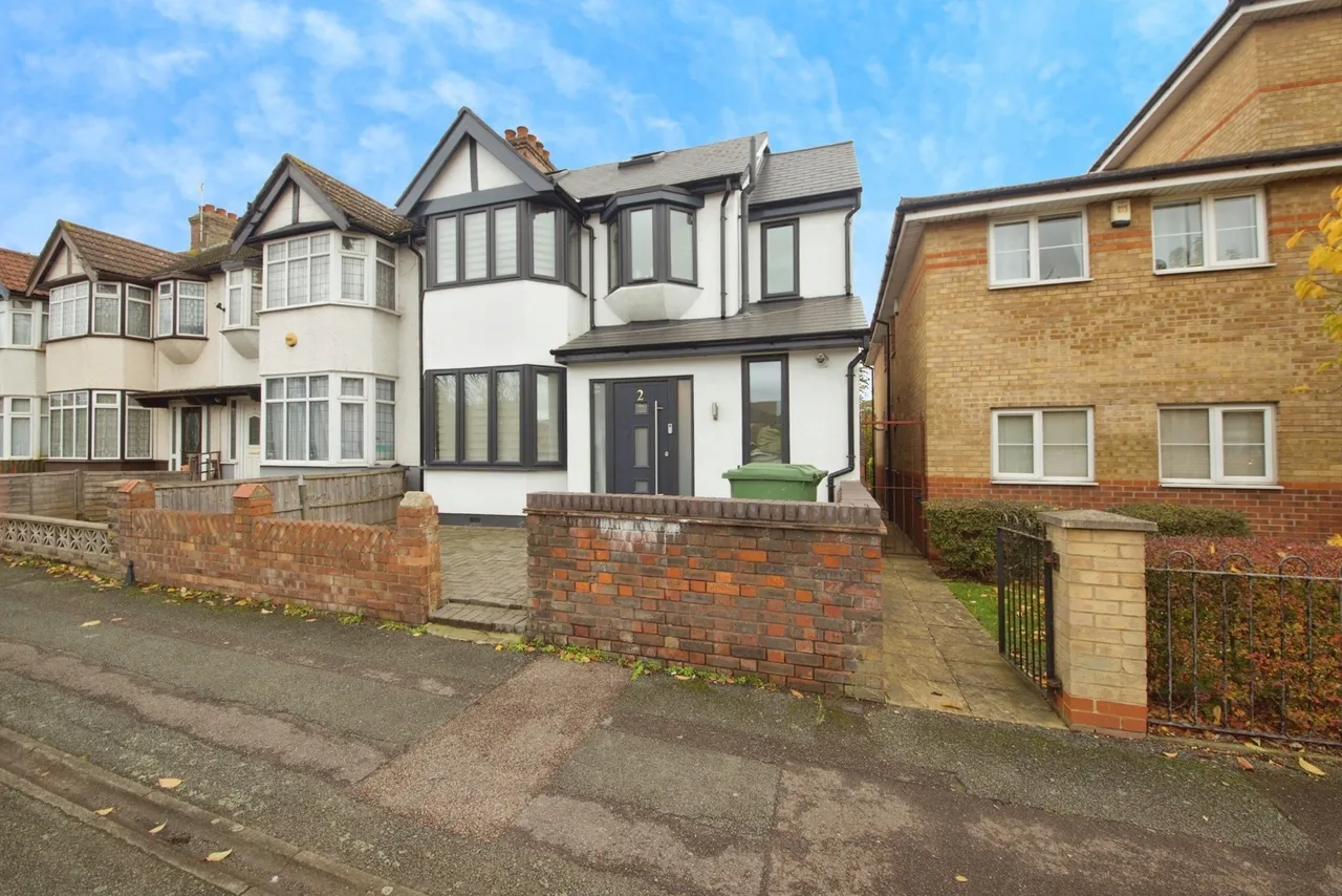 Thurloe Gardens, Romford, RM1, photo 17