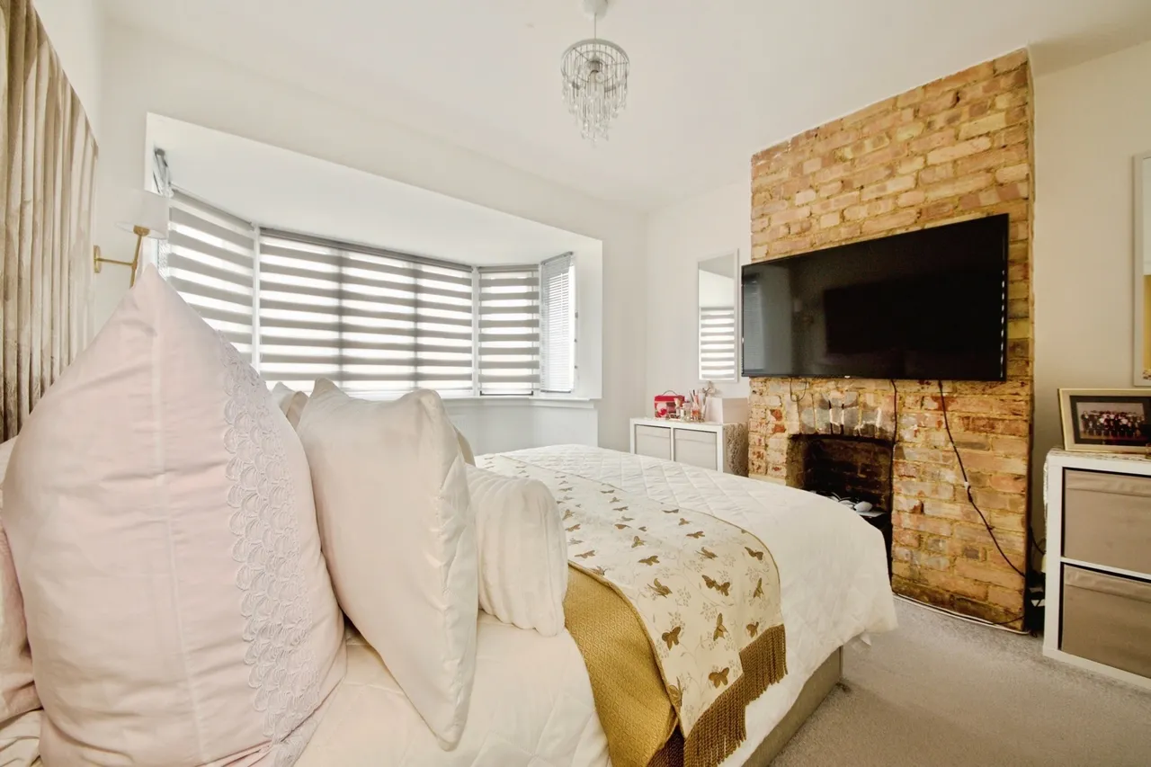 Thurloe Gardens, Romford, RM1, photo 8
