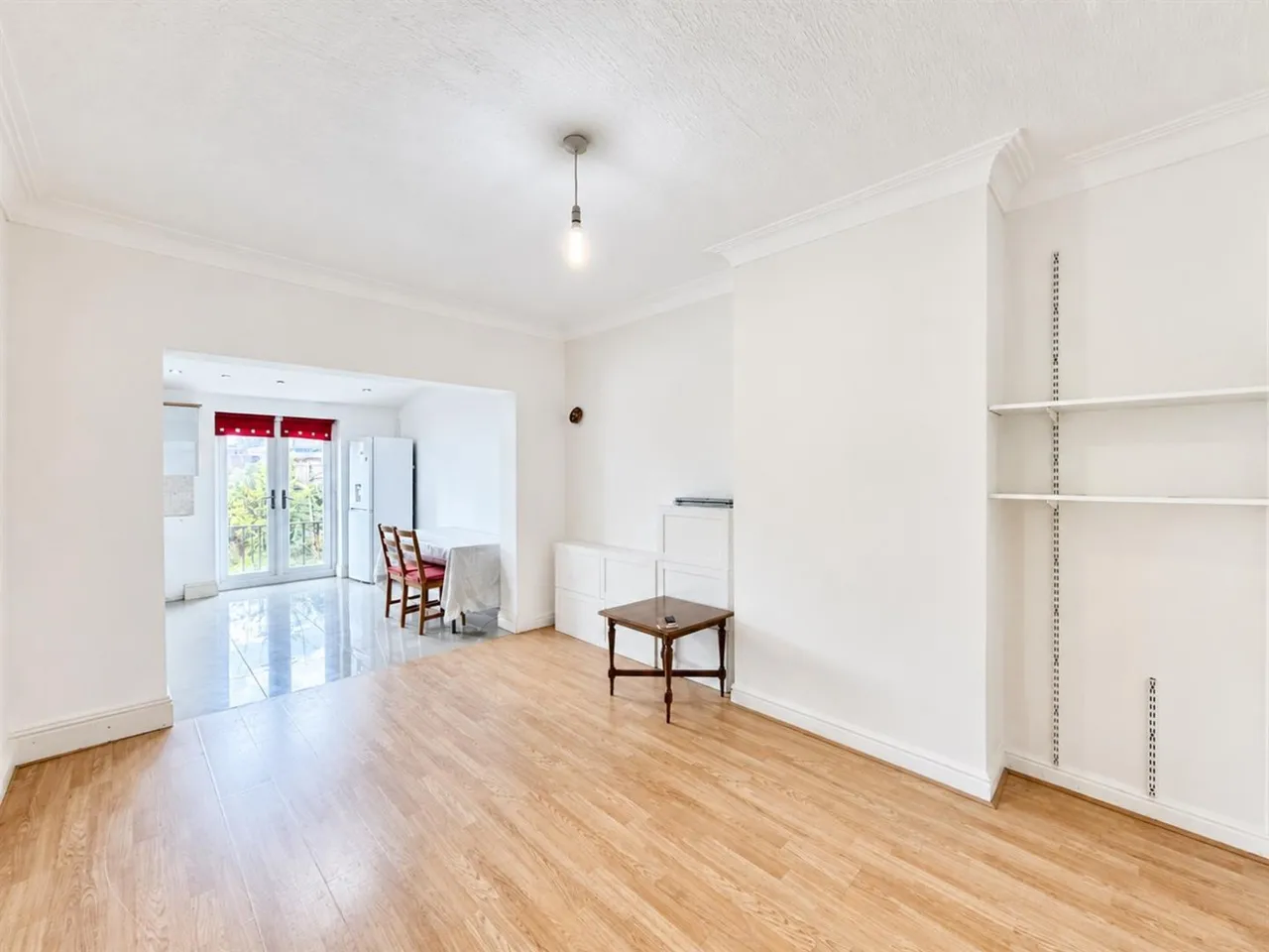 Semi-Detached To LetStation Road, Hounslow, TW3, photo 2