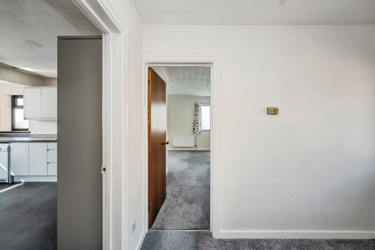 Heol Nant Y Cwm, Gorseinon, SA4, photo 19