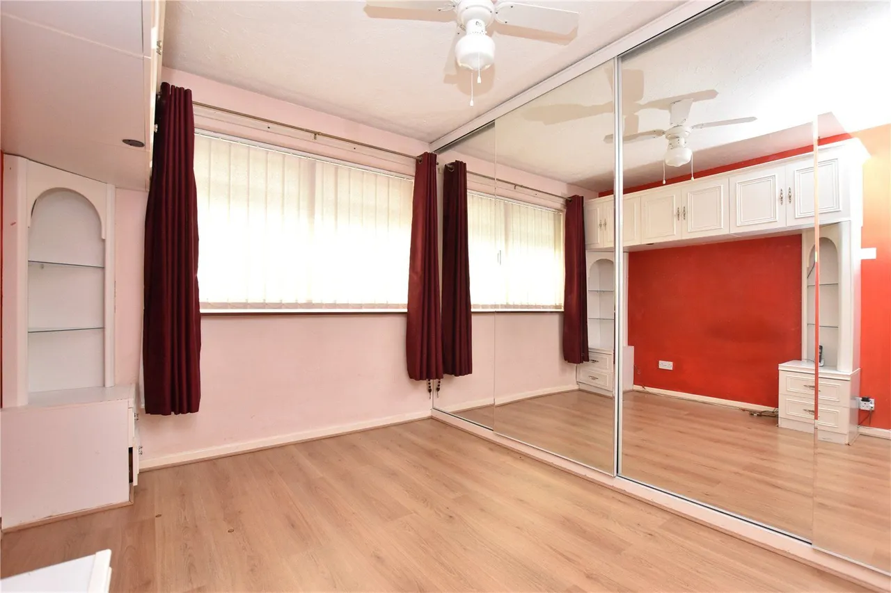 Baker Street, Morley, LS27, photo 13