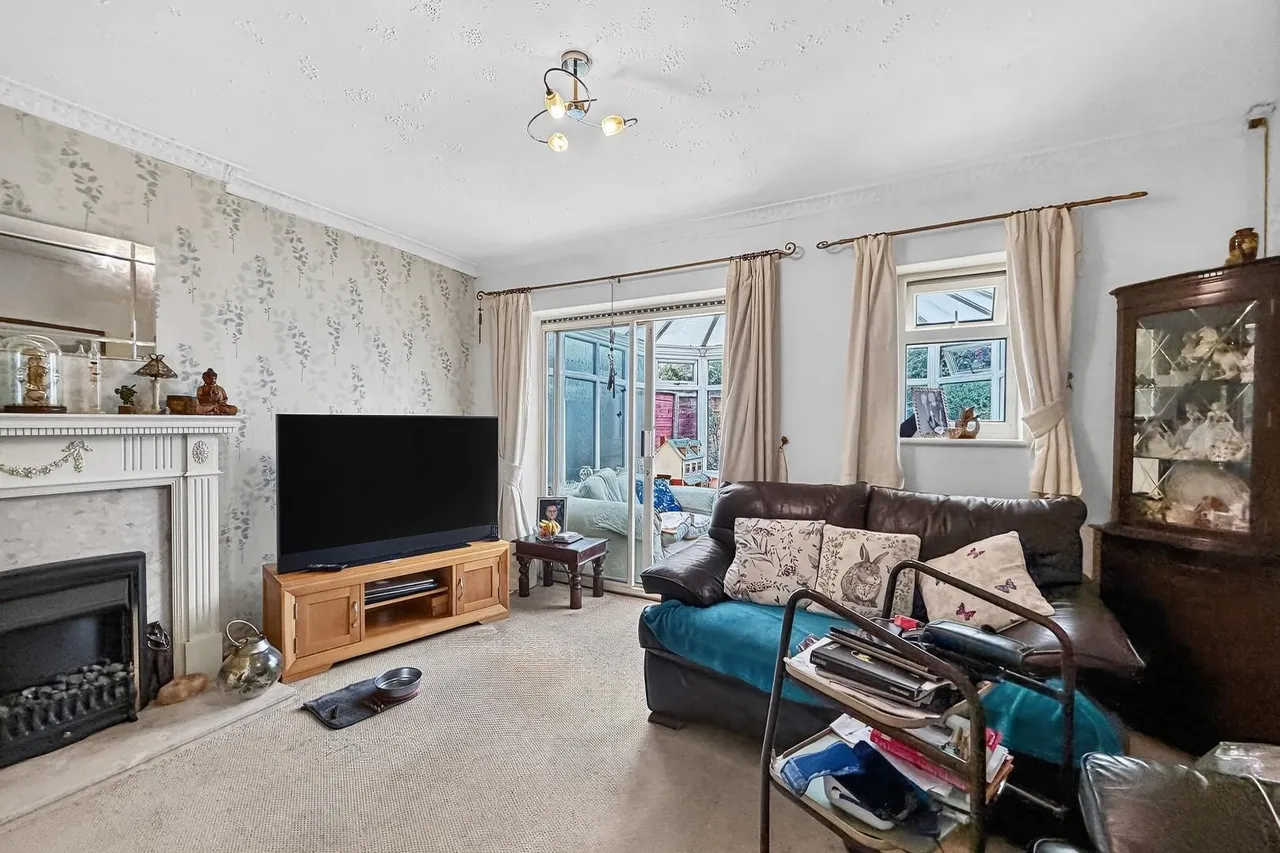 Cranberry Close, Altrincham, Cheshire WA14 5JU, photo 5