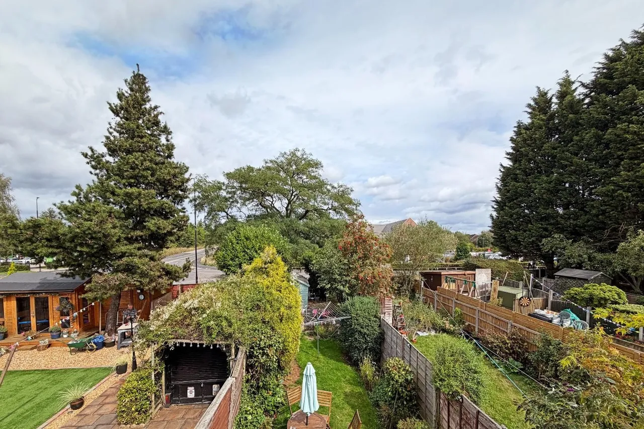 Cranberry Close, Altrincham, Cheshire WA14 5JU, photo 17