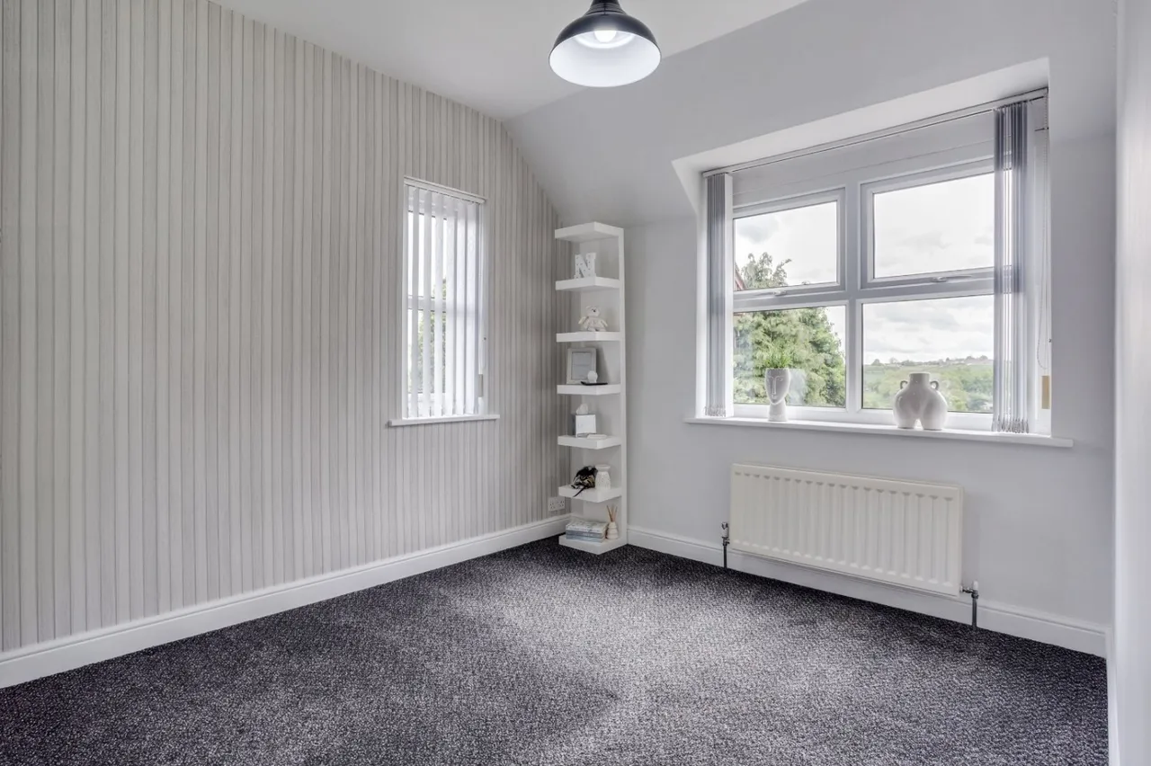 Halifax Road, Hightown, WF15, photo 15
