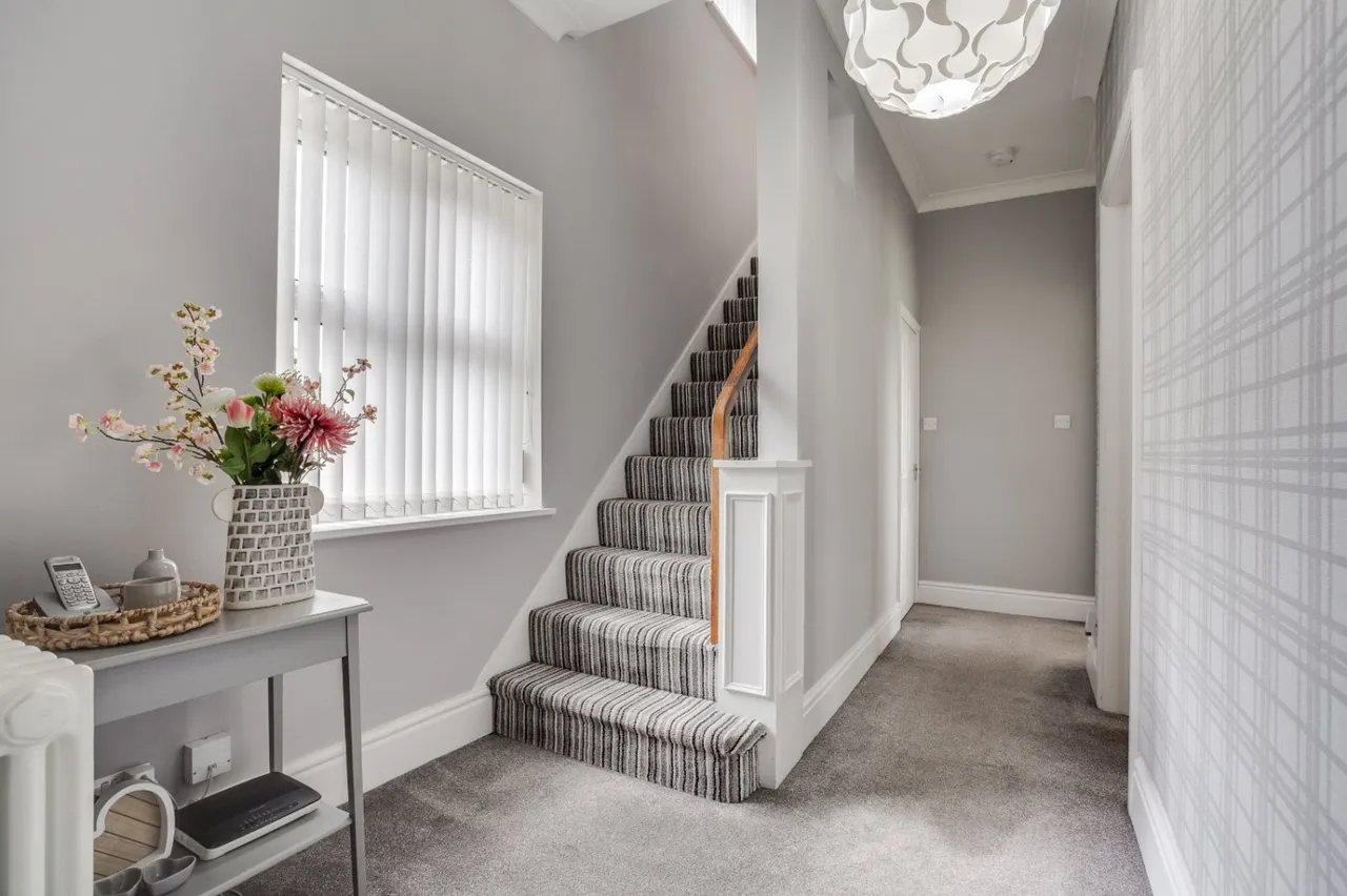 Halifax Road, Hightown, WF15, photo 22