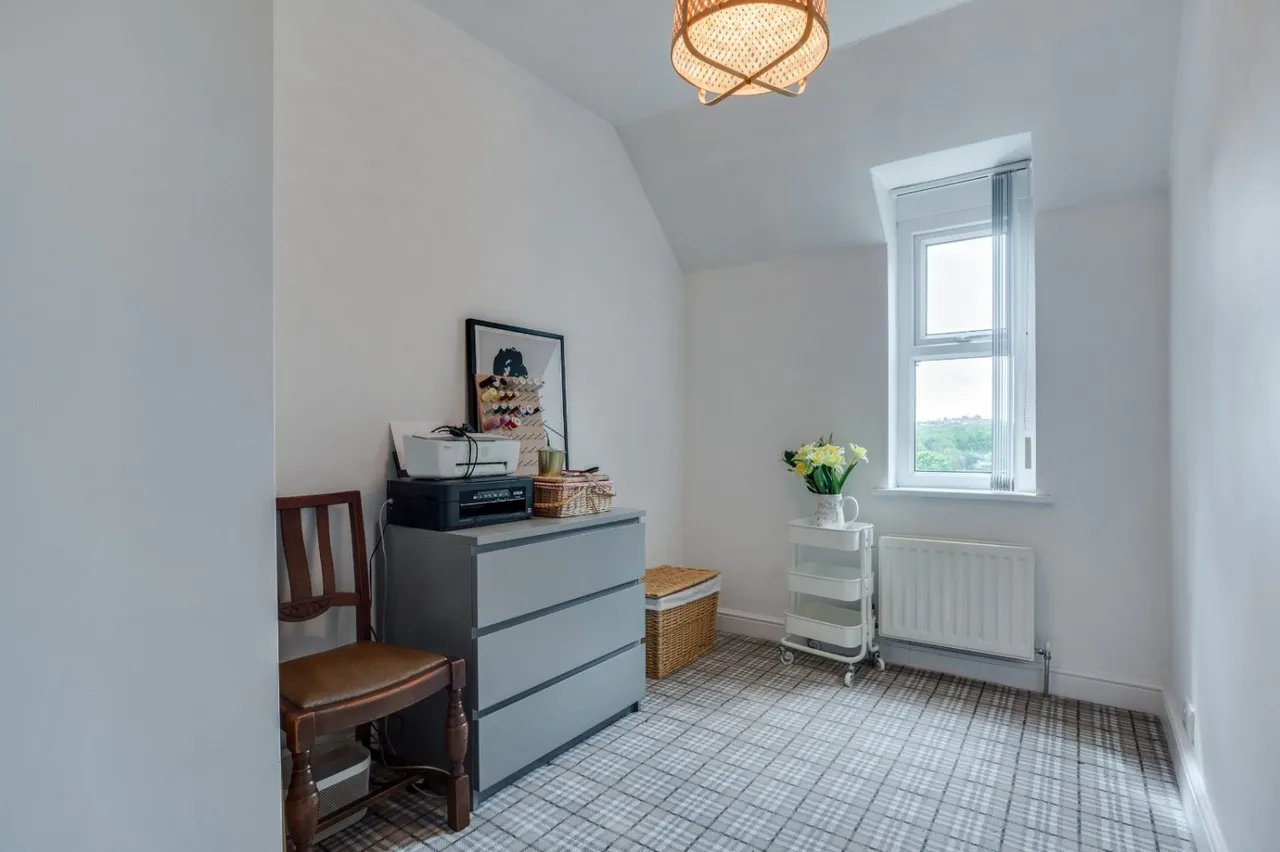 Halifax Road, Hightown, WF15, photo 16