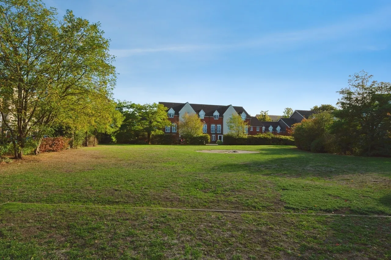 Covesfield, Gravesend, DA11, photo 6