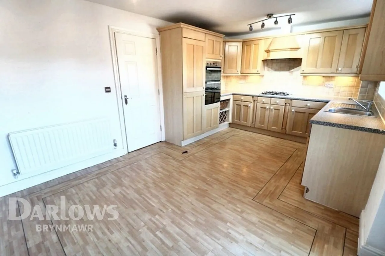 Bay Tree Lane, Abergavenny, photo 17