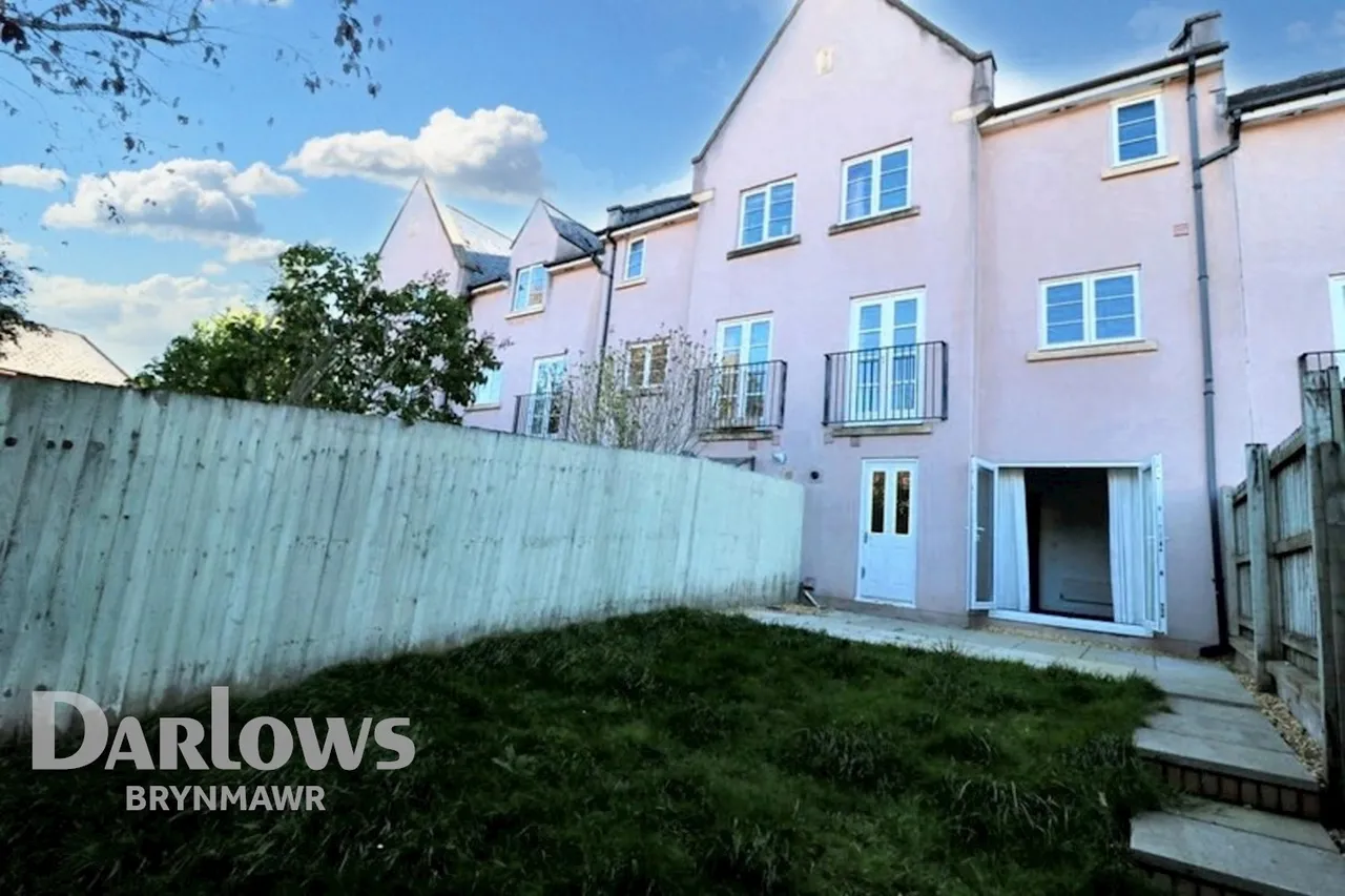 4 bed house for sale, Bay Tree Lane, Abergavenny