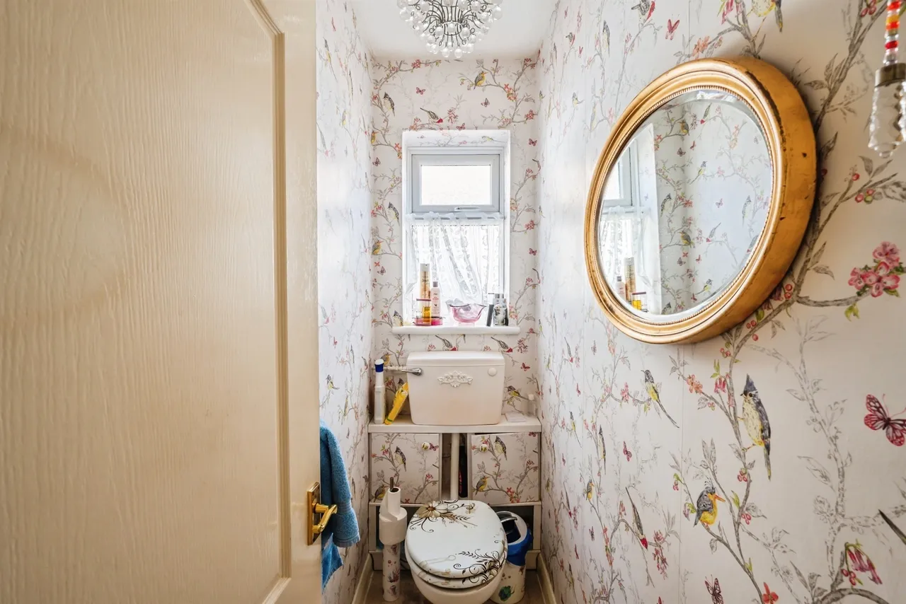 Beacon Road, Seaford, BN25, photo 16