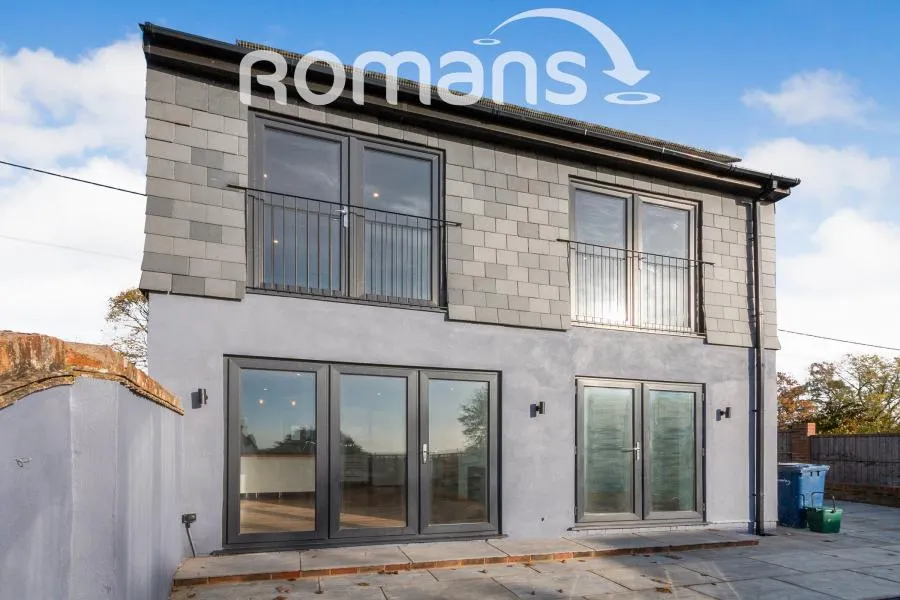 Upper Hale Road, Farnham, GU9, photo 12