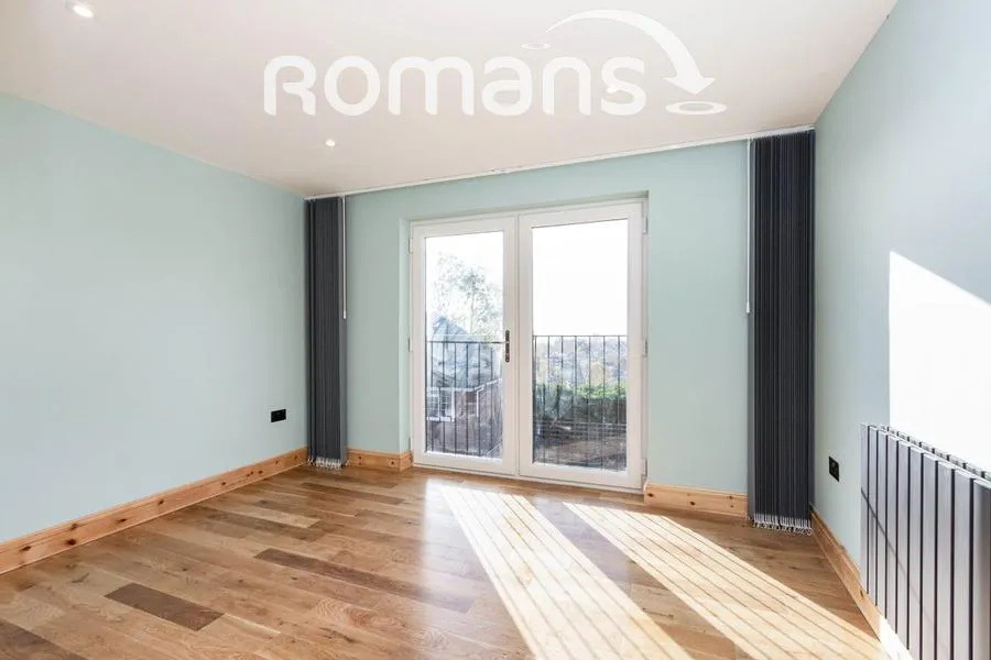 Upper Hale Road, Farnham, GU9, photo 7