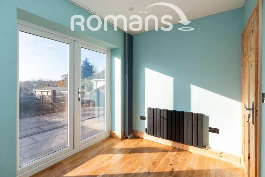 Upper Hale Road, Farnham, GU9, photo 5