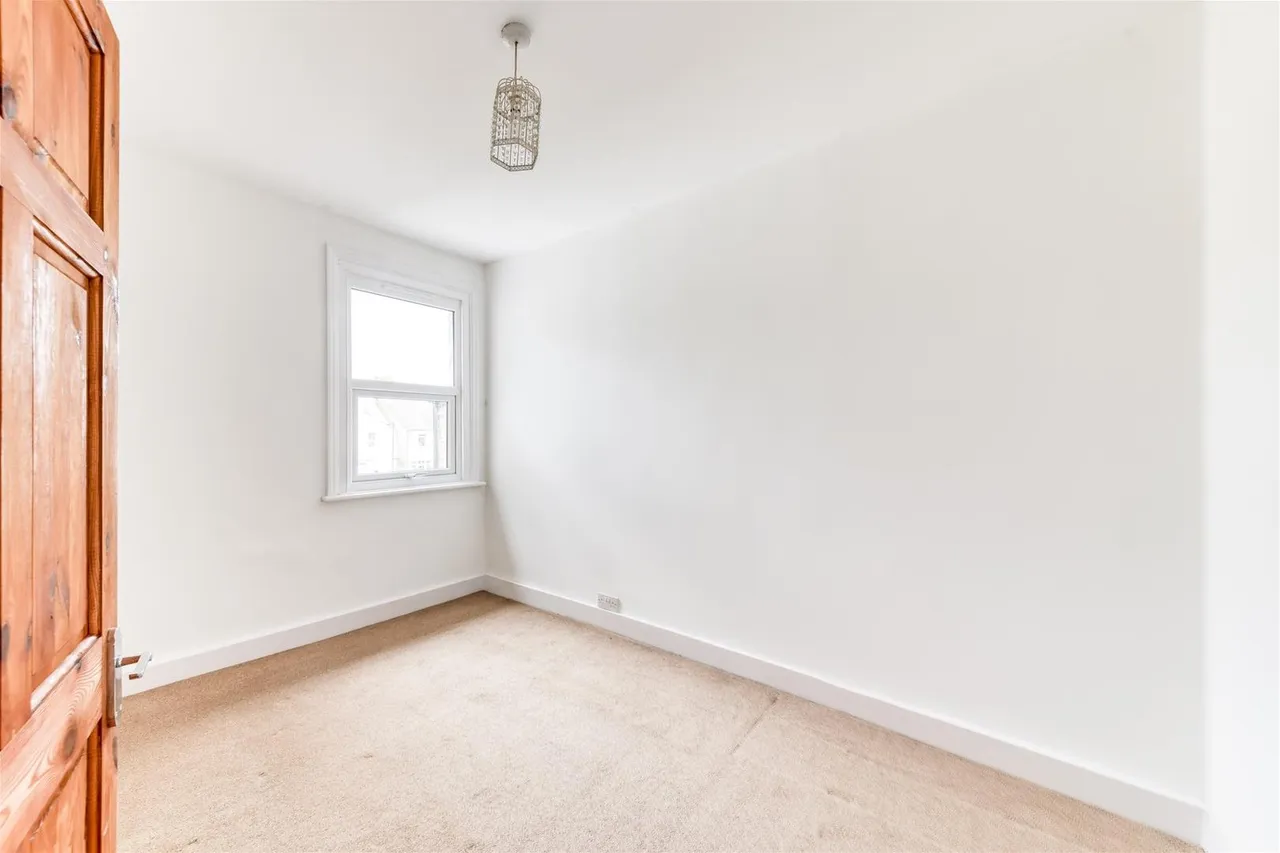 Elm Road, Purley, photo 11