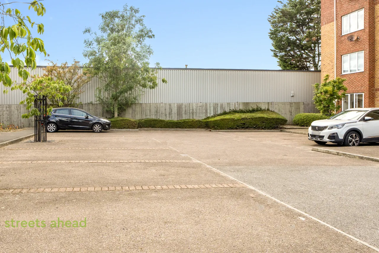 Franklin Way, Croydon, CR0, photo 13