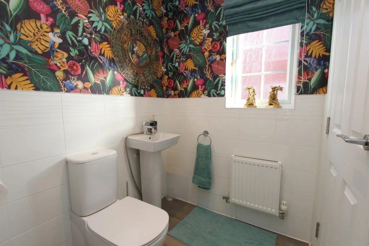 Chawton Way, Dunstall Park, B78, photo 9