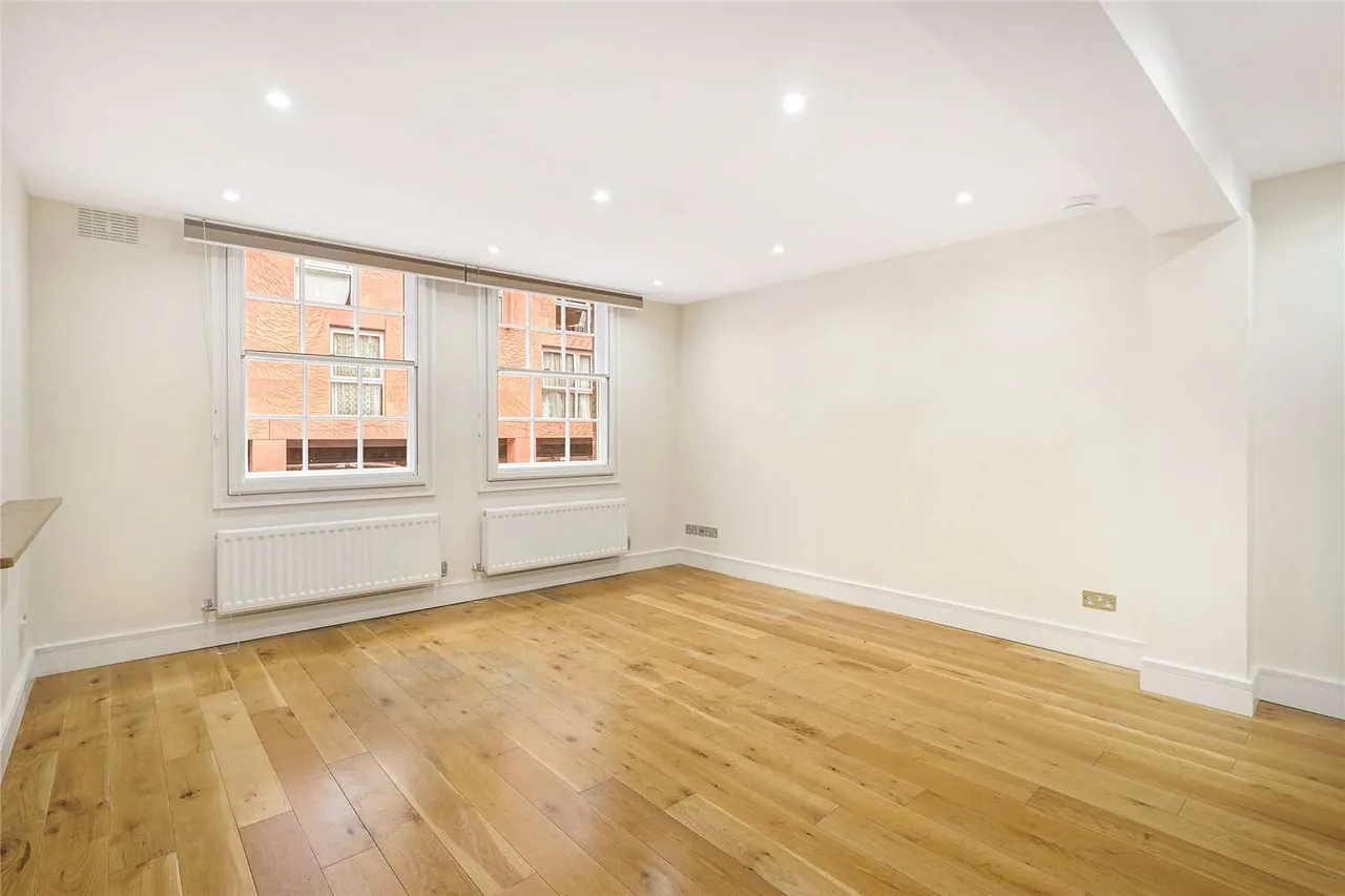 Buckingham Gate, Westminster, London, SW1E 6BS, photo 3